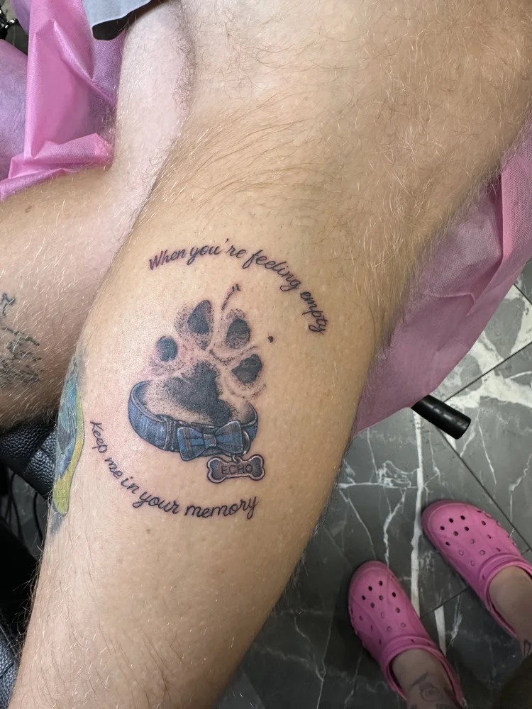Pet memorial paw print